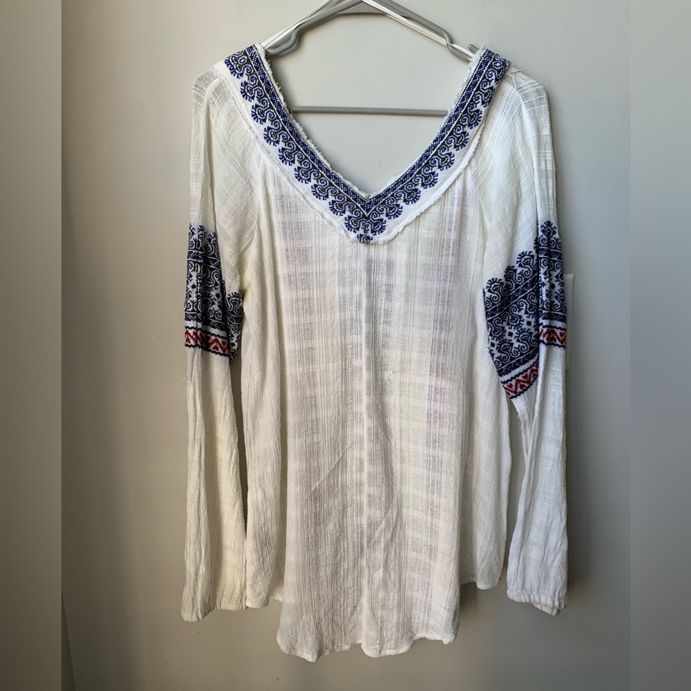 FREE PEOPLE Women’s Deep V-Neck Cream w/ Blue and Red Embroidered Gauze Blouse - Picture 9 of 9